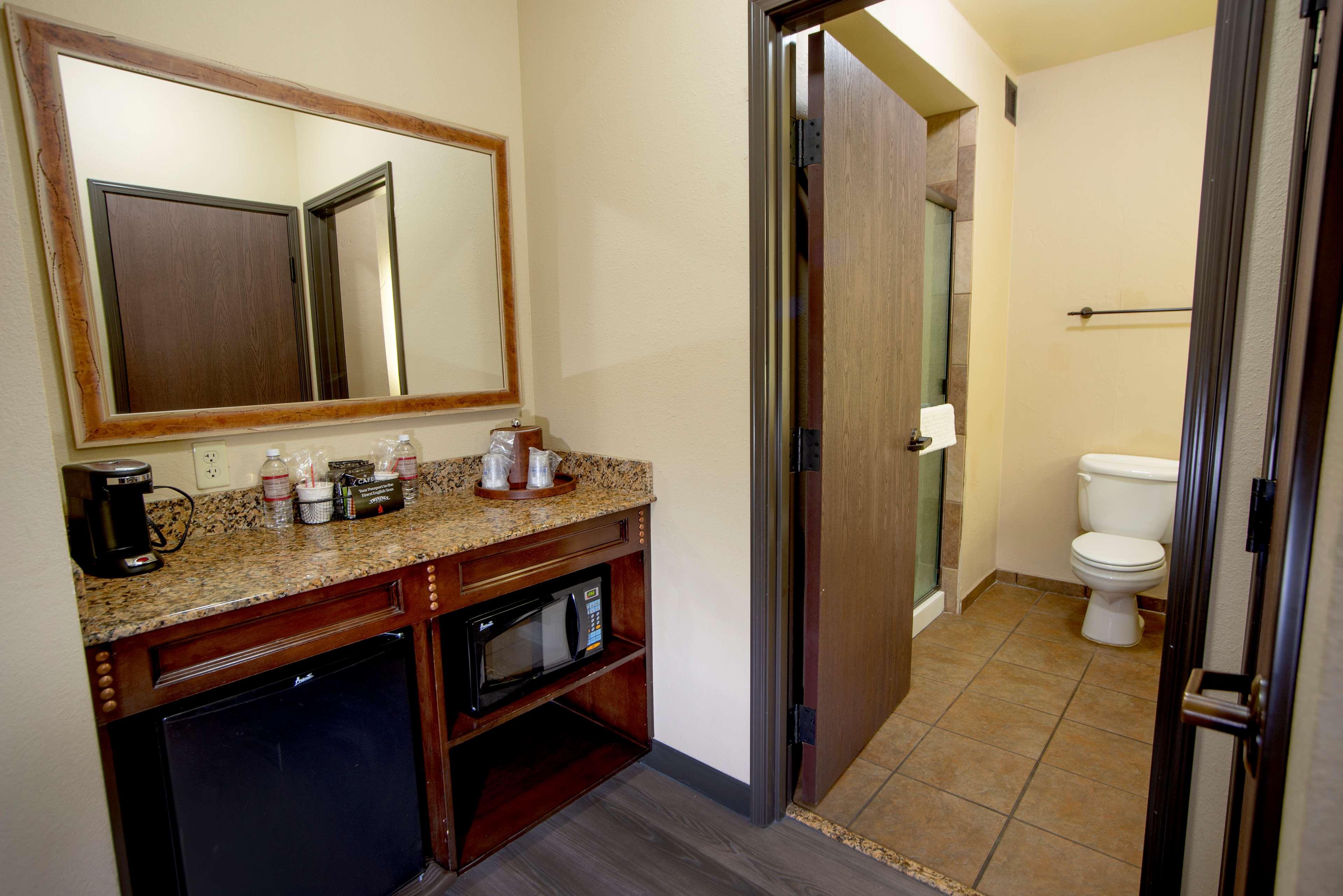 Best Western Plus Cimarron Hotel & Suites Stillwater Extérieur photo