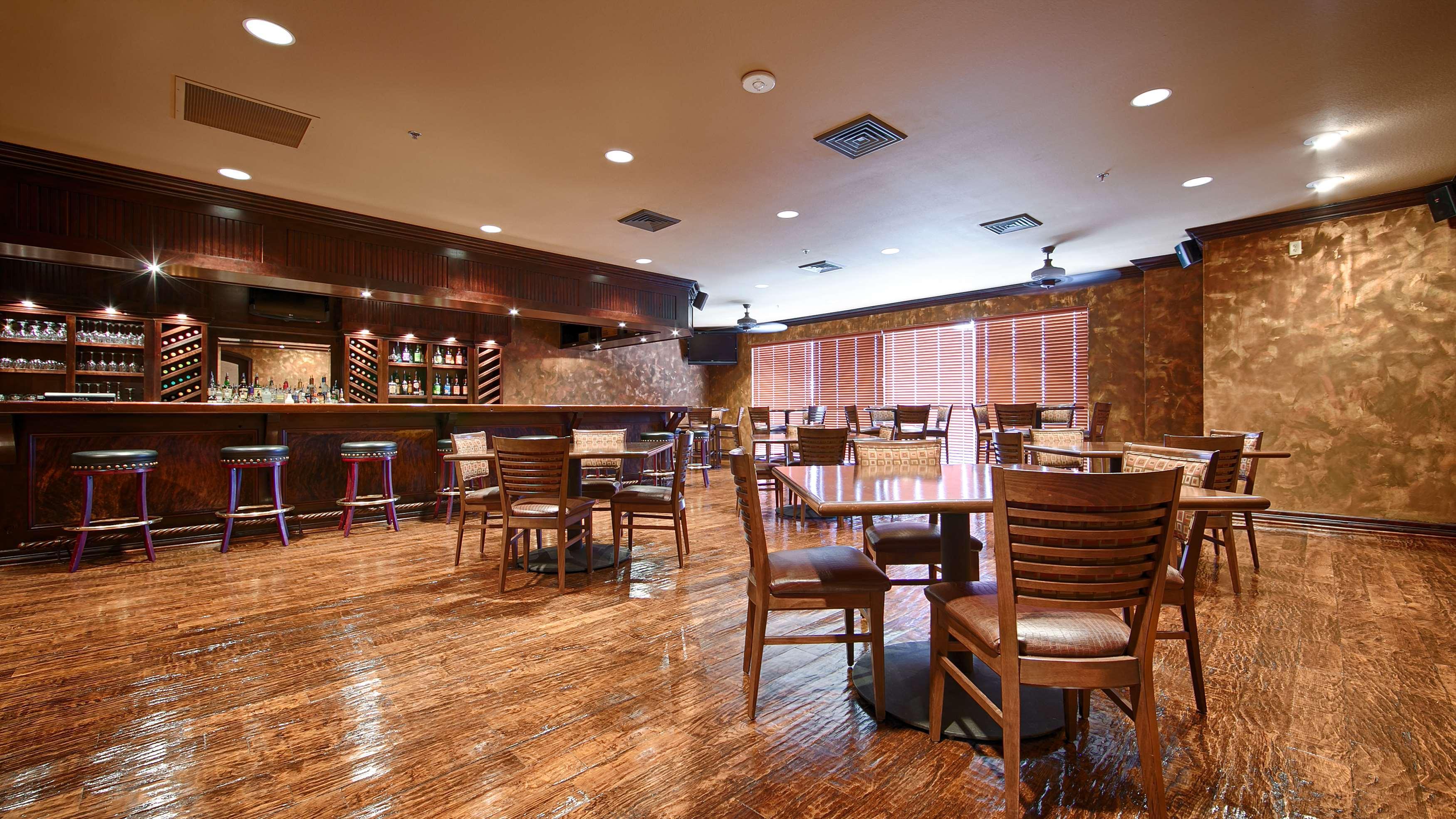 Best Western Plus Cimarron Hotel & Suites Stillwater Extérieur photo